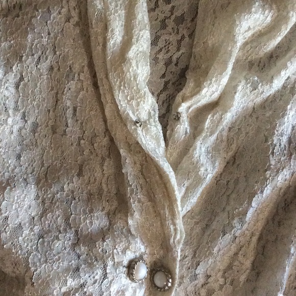 COPY - Macshore Classics Lace Top - Picture 12 of 14